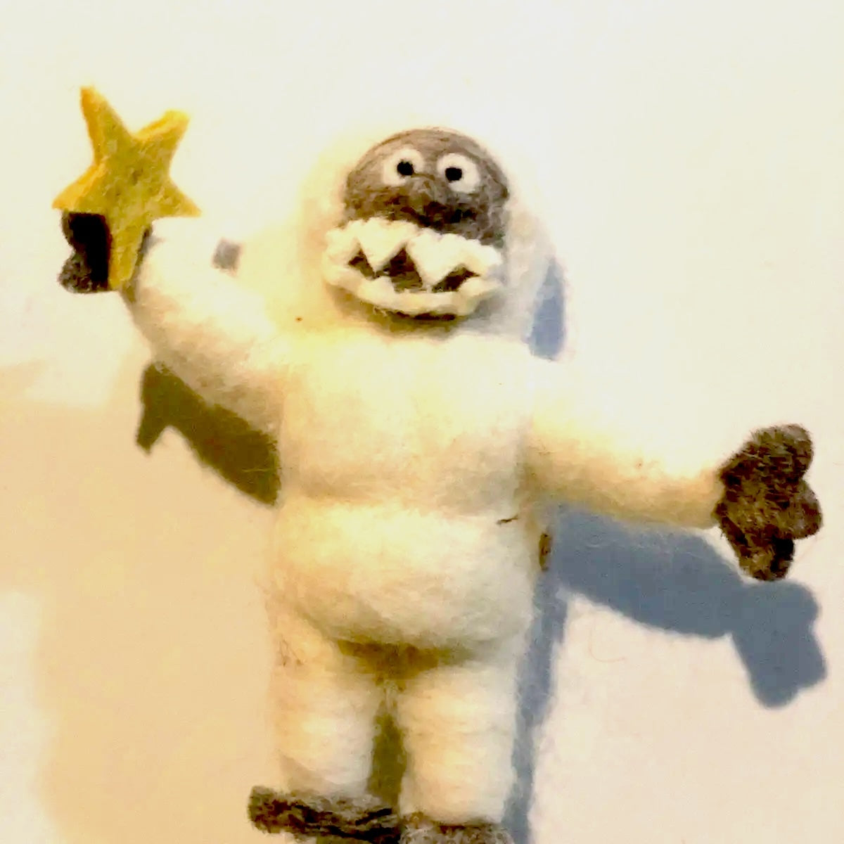 Abominable Snowman Finger Puppet