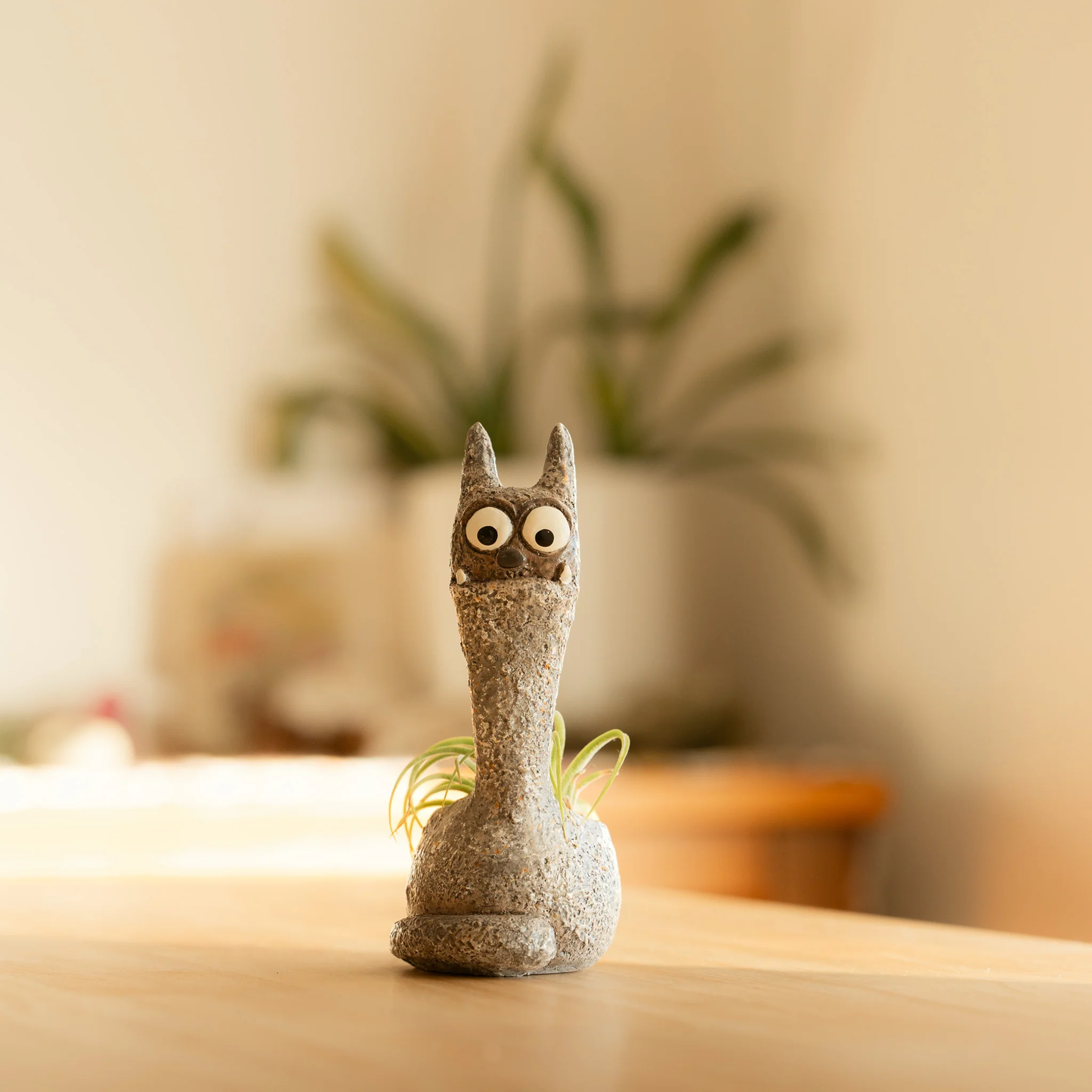 Mini Prissy Cat Planter