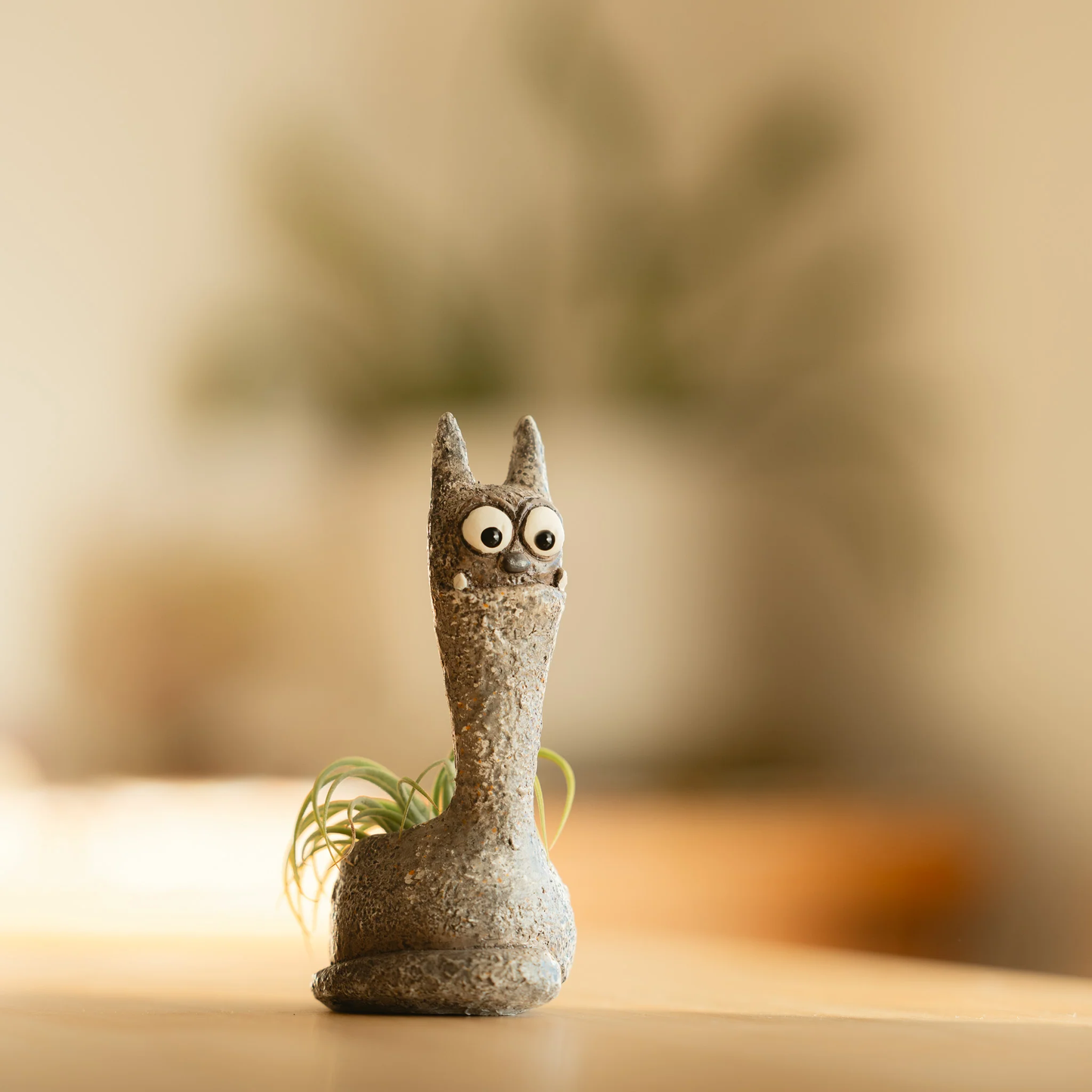 Mini Prissy Cat Planter