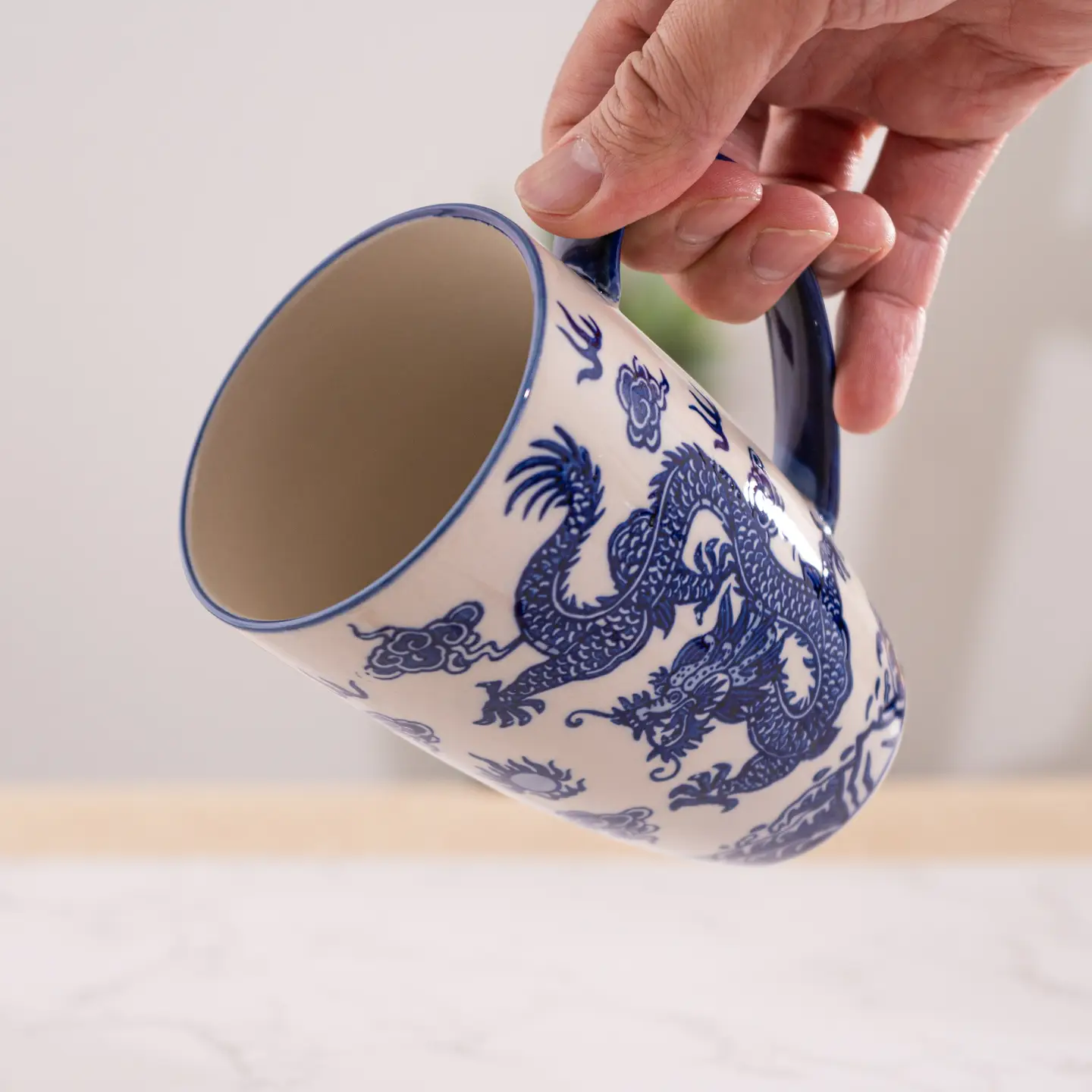 Tea Infuser Mug 15oz Navy Oriental Dragon Design
