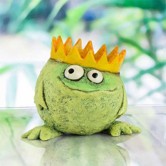 Charlie King Frog Planter