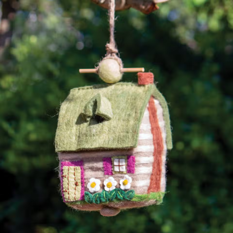 Birdhouse Country Cabin
