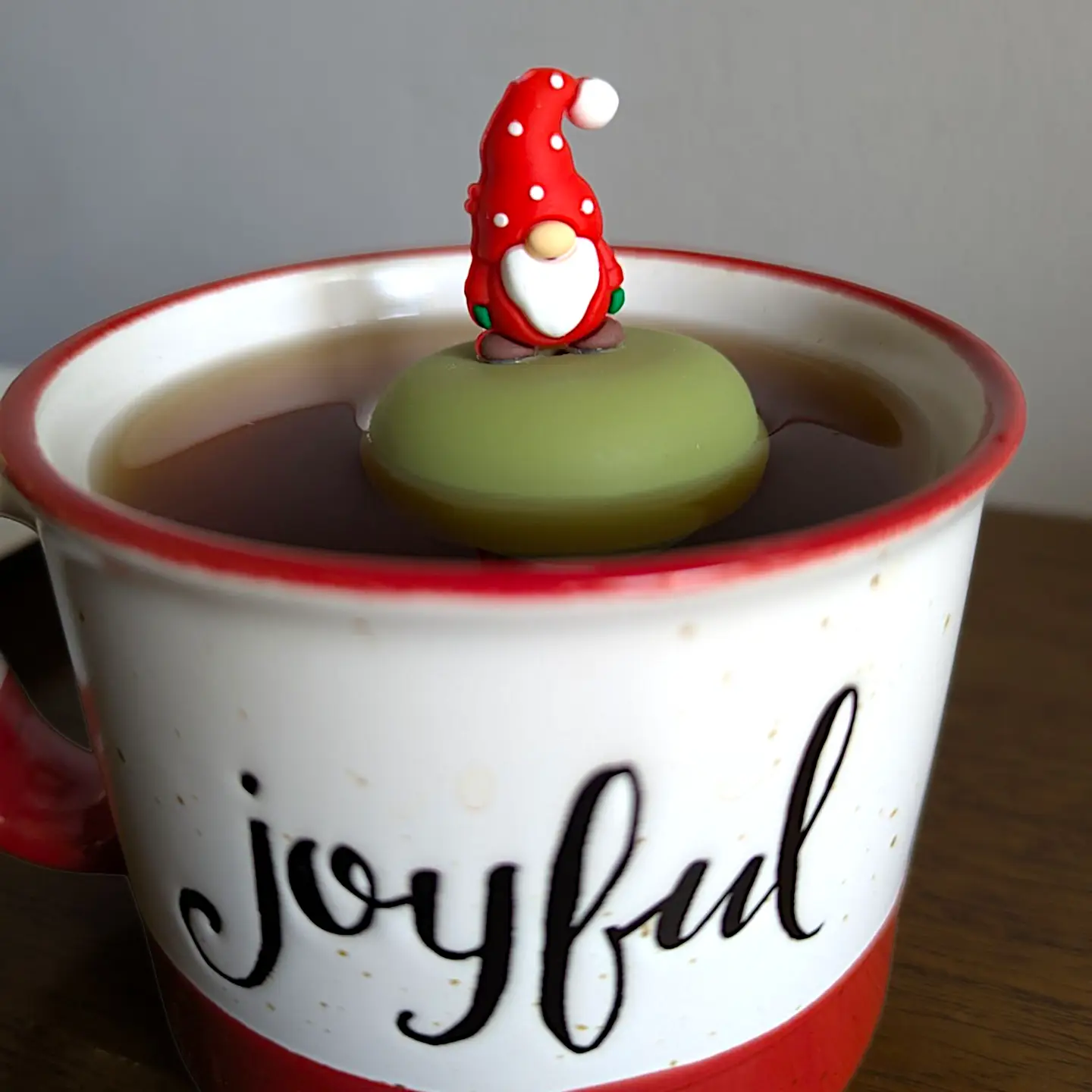 Holiday Gnome Floating Tea Infuser