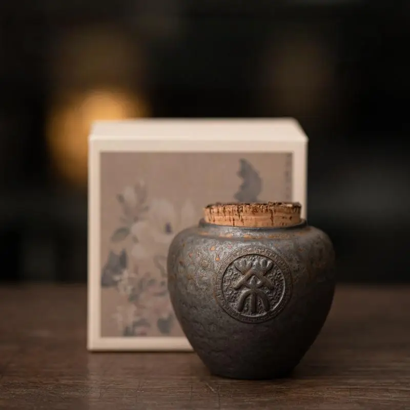 Gilded Iron-Glazed Oak-Lid Tea Caddy