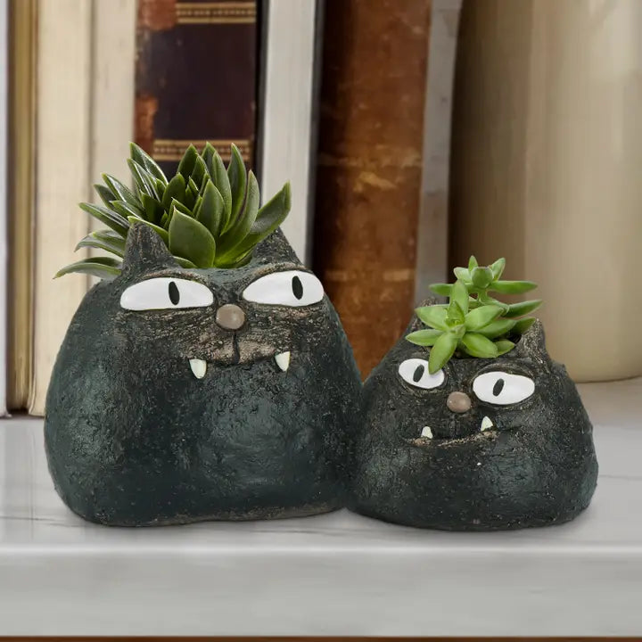 Spooky & Fang Cat Planter