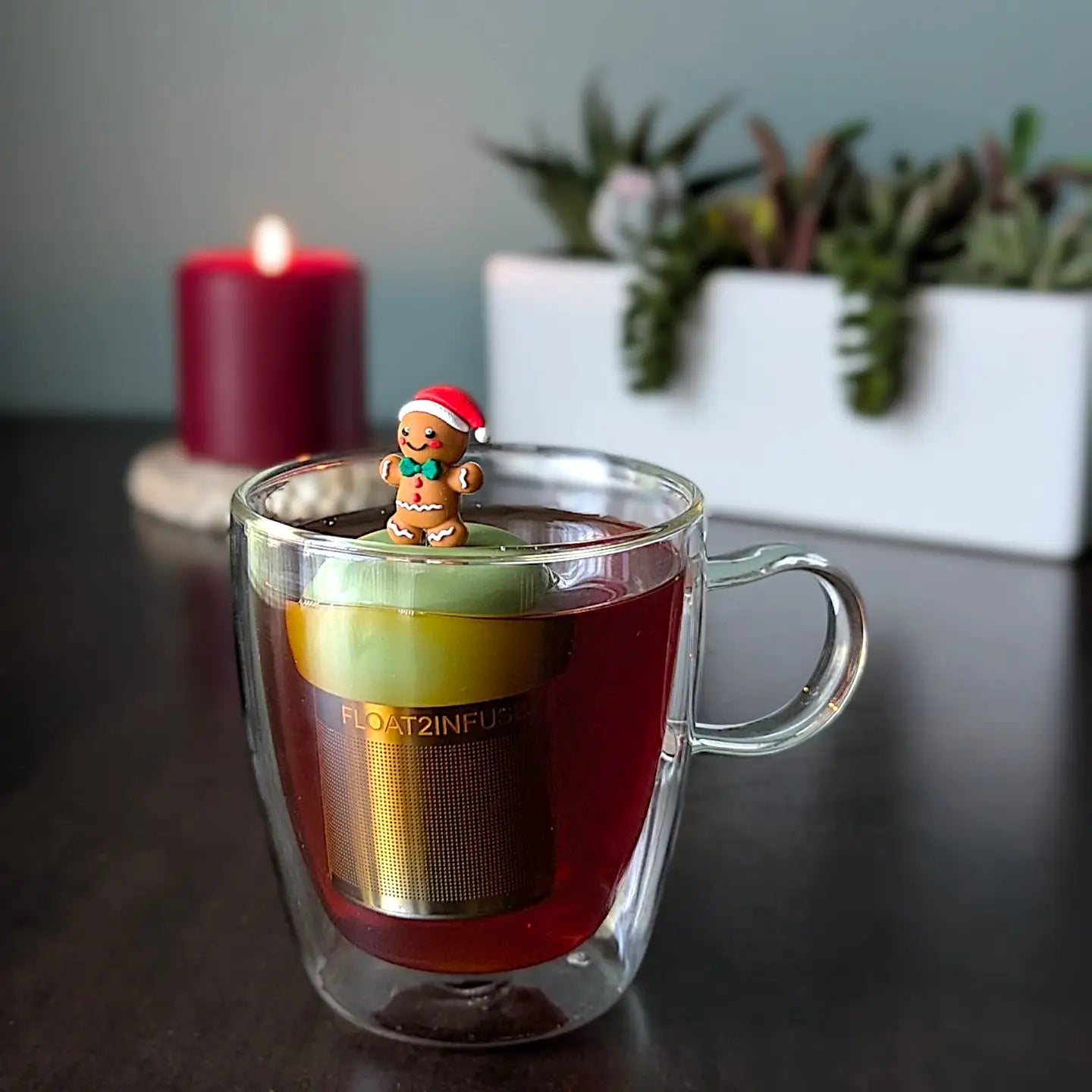 Gingerbread Floating Tea Infuser