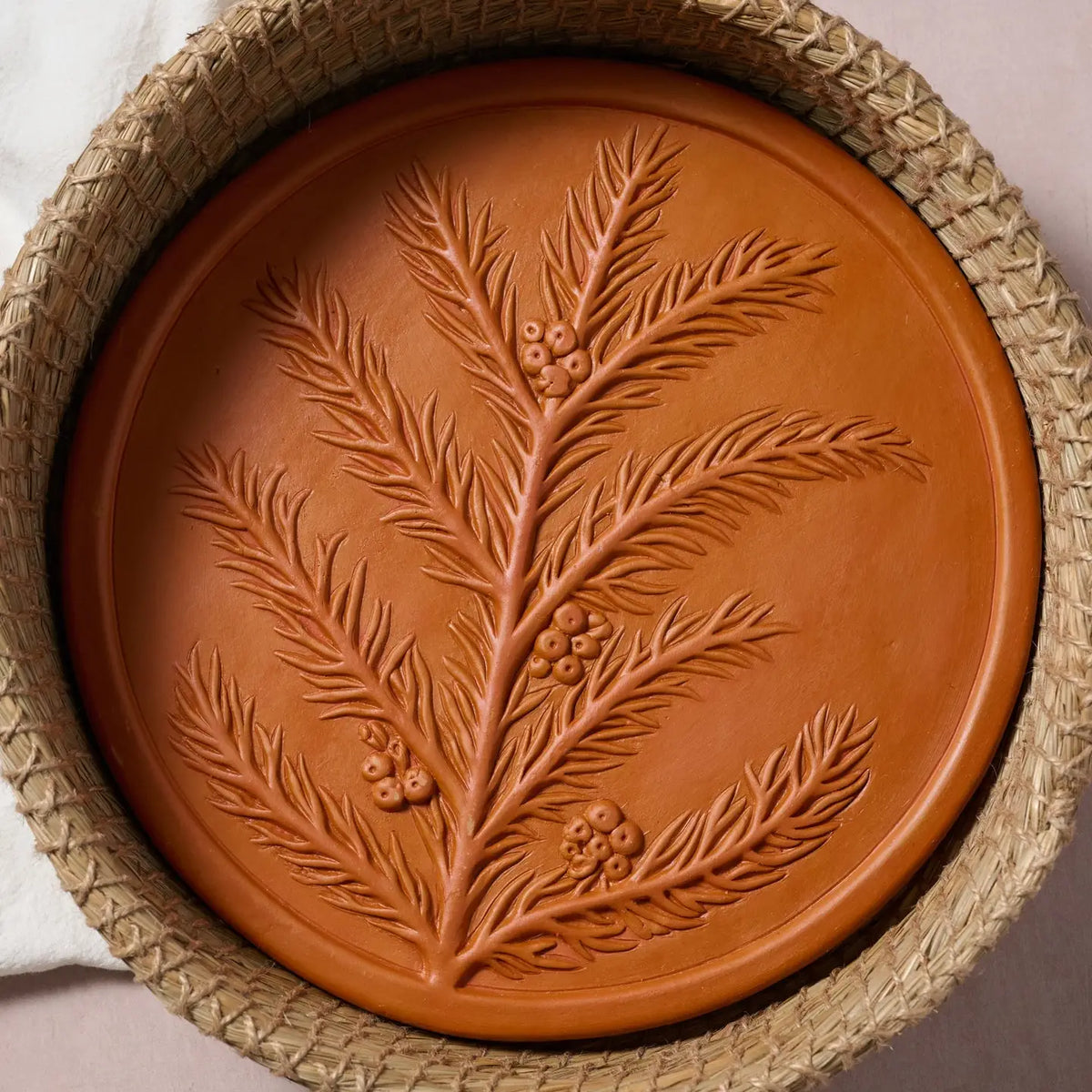 Rosemary Round Bread Warmer