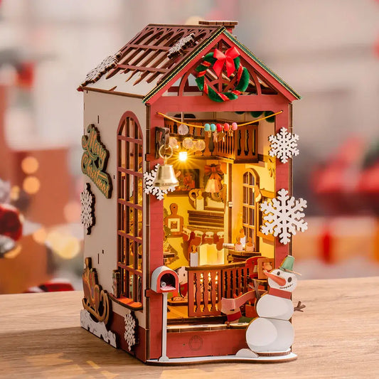 DIY Miniature Book Nook: Christmas Indoor Scene