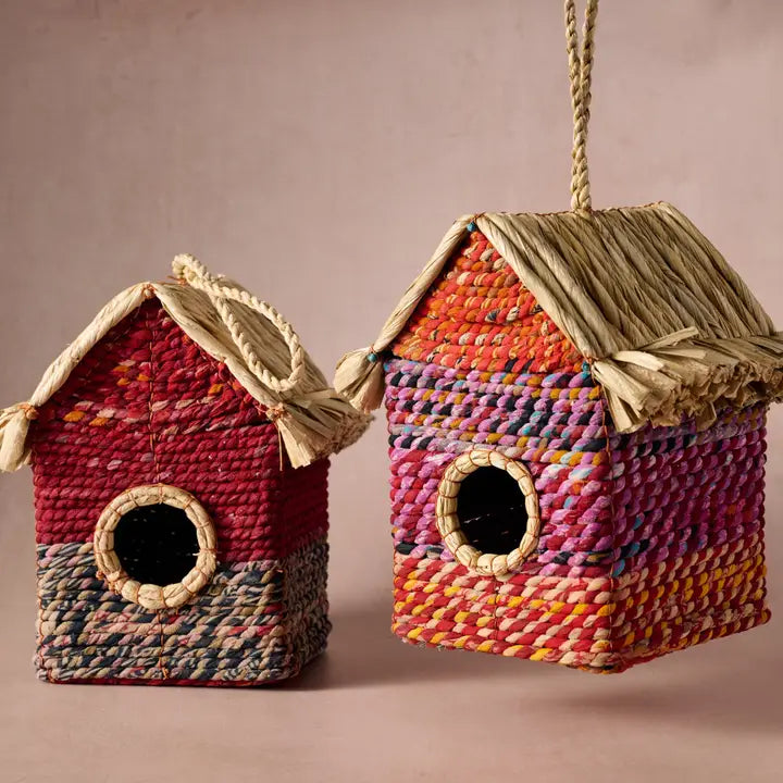 Nira Sari Birdhouse
