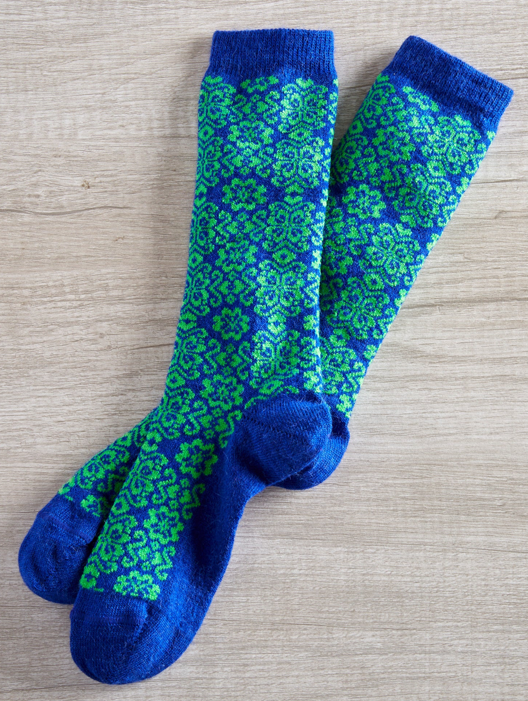 Corazon Heart Alpaca Socks