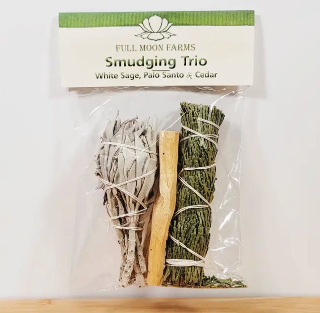 Smudging Trio White Sage, Palo Santo + Cedar