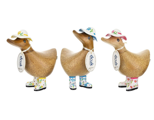 Ducky with White Boots + Hat