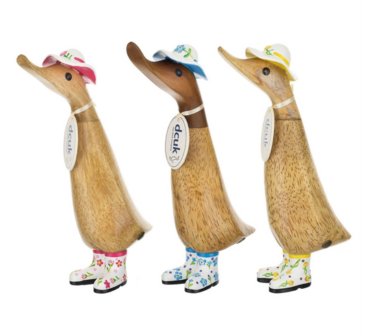 White Hat + Boots Duckling