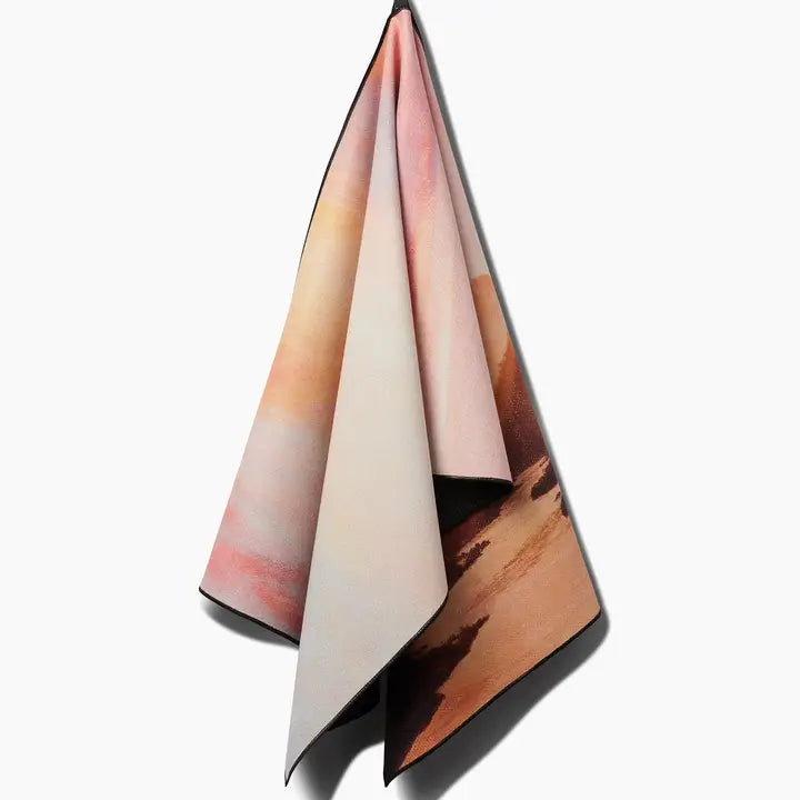 Geometry Yoga Towel Her Majesty