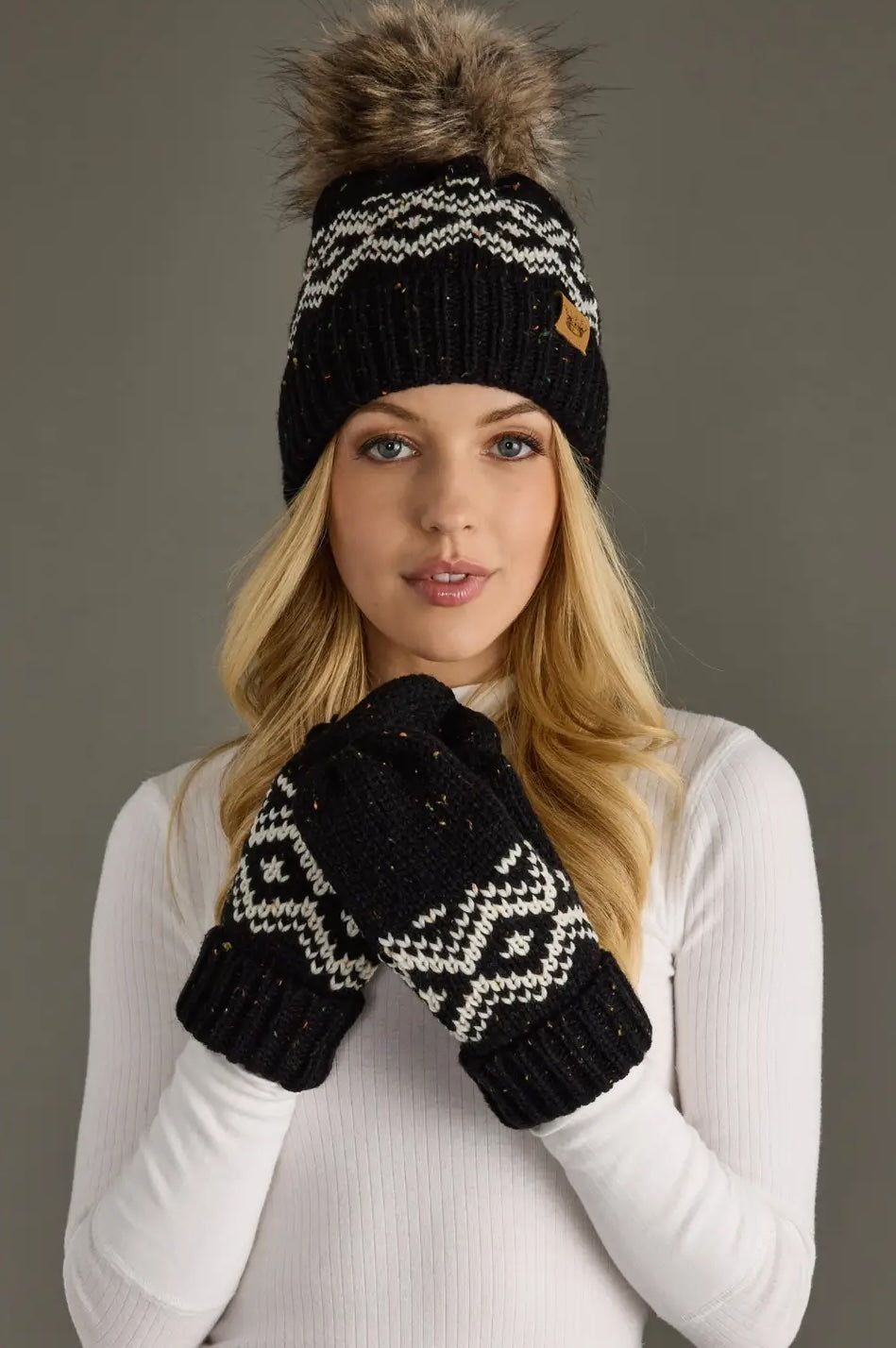 Black & Speckled Patterned Mittens