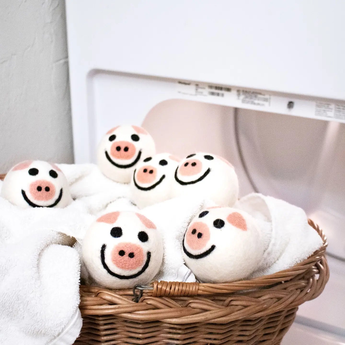 Piggy Dryer Ball