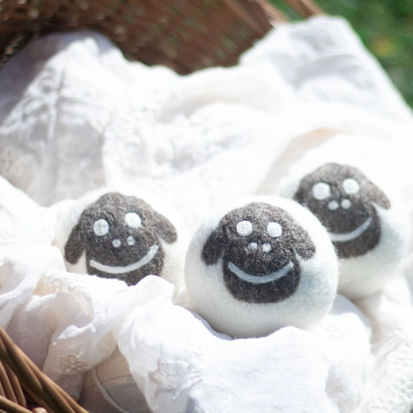 Flock of Sheep Dryer Ball