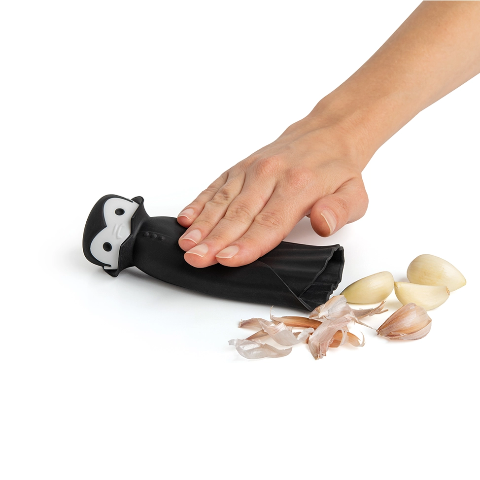 Drac N' Roll Garlic Clove Peeler