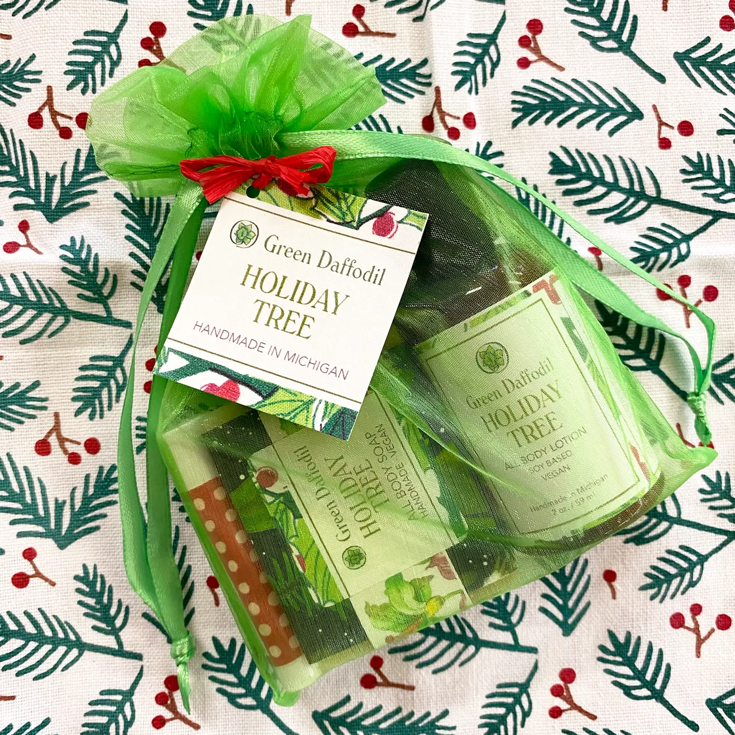 Holiday Tree Gift Bag Set