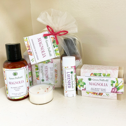 Magnolia Gift Bag Set