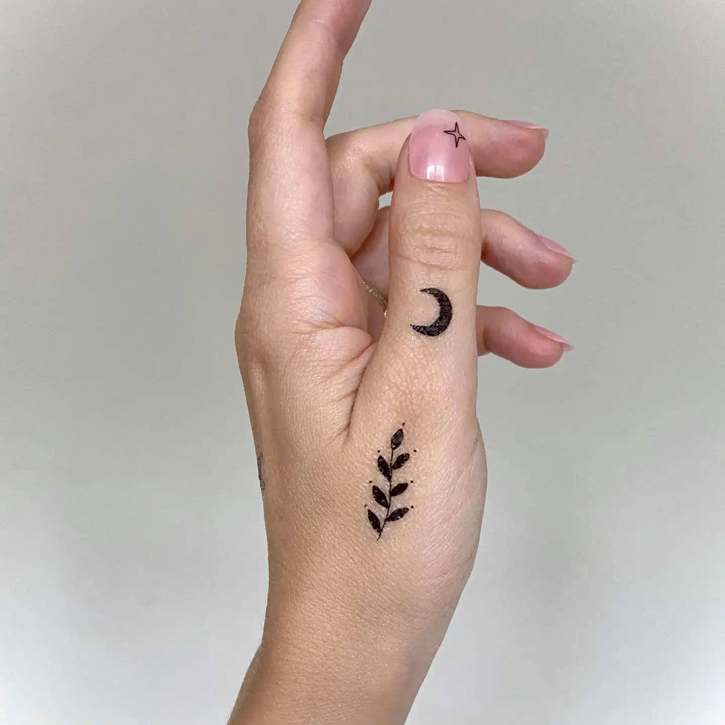 Tiny Wonders Temporary Tattoo Set