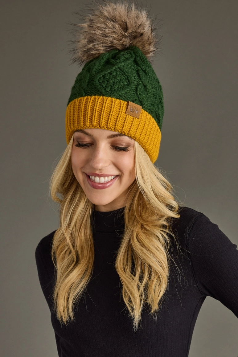 Green & Gold Trim Cable Hat