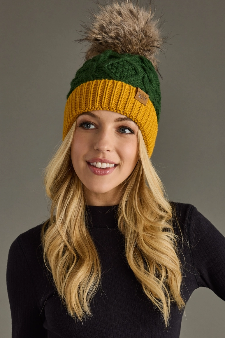 Green & Gold Trim Cable Hat