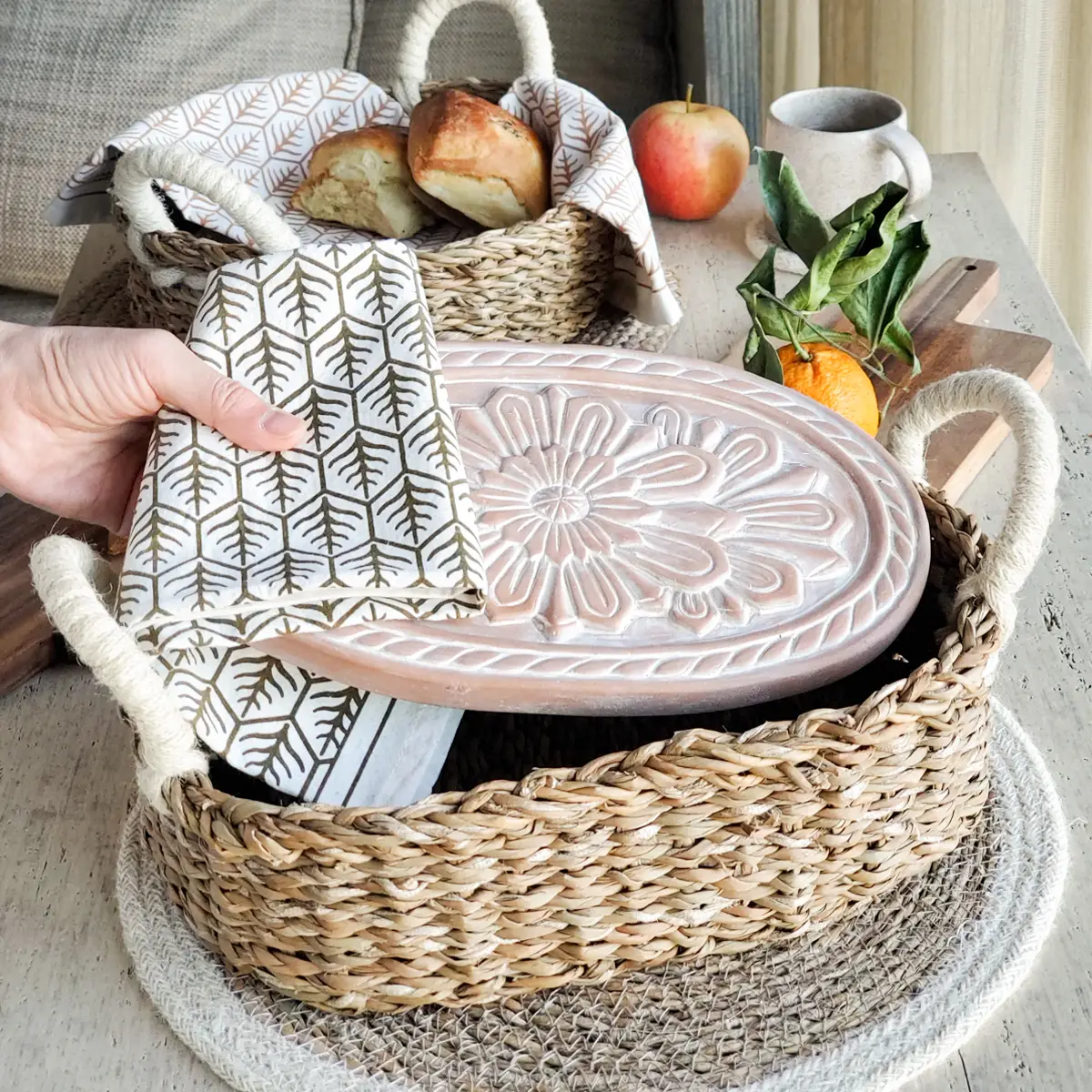 Breadwarmer Oval Flower