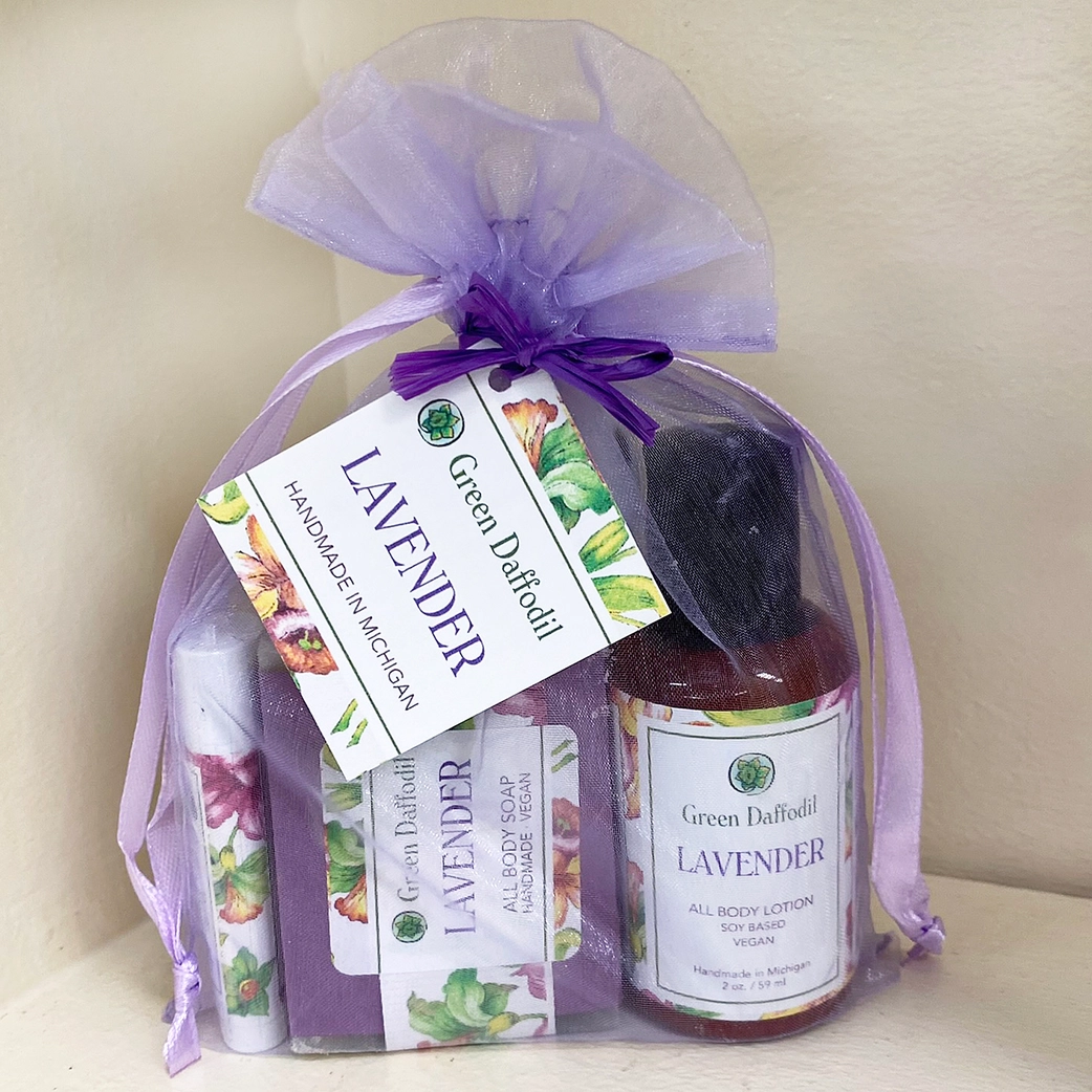 Lavender Gift Bag Set