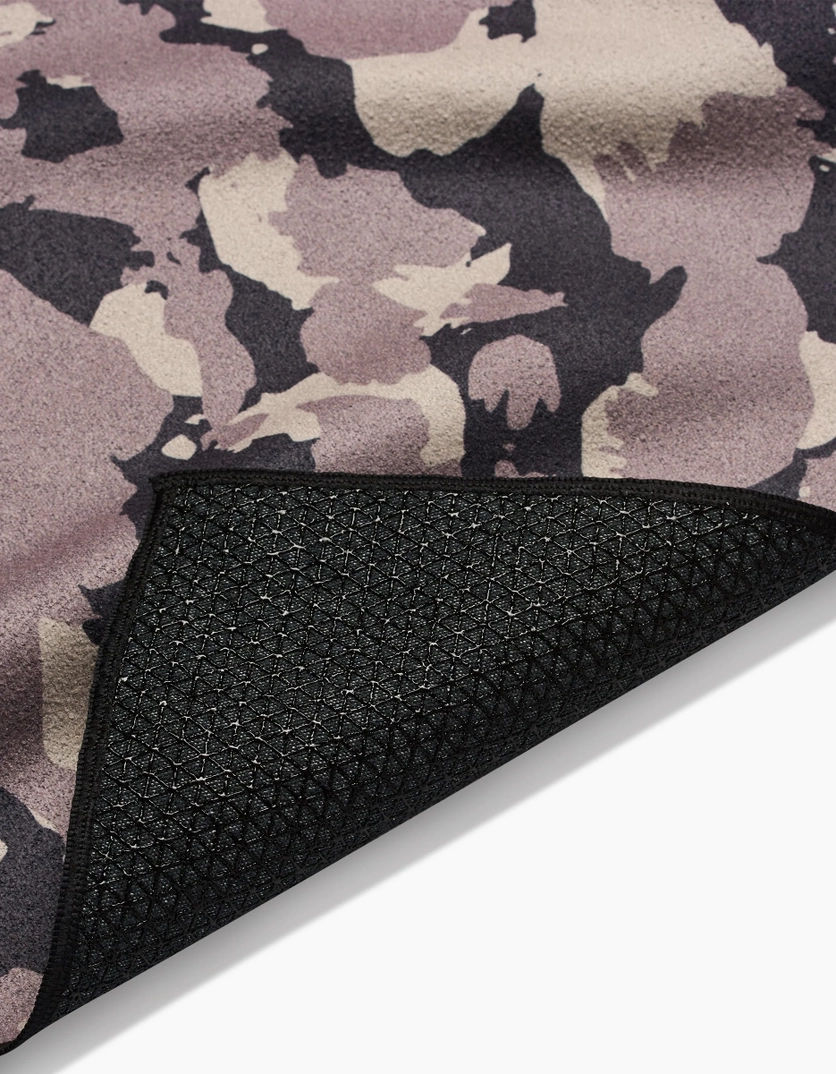 Geometry Yoga Towel Metro Mesh