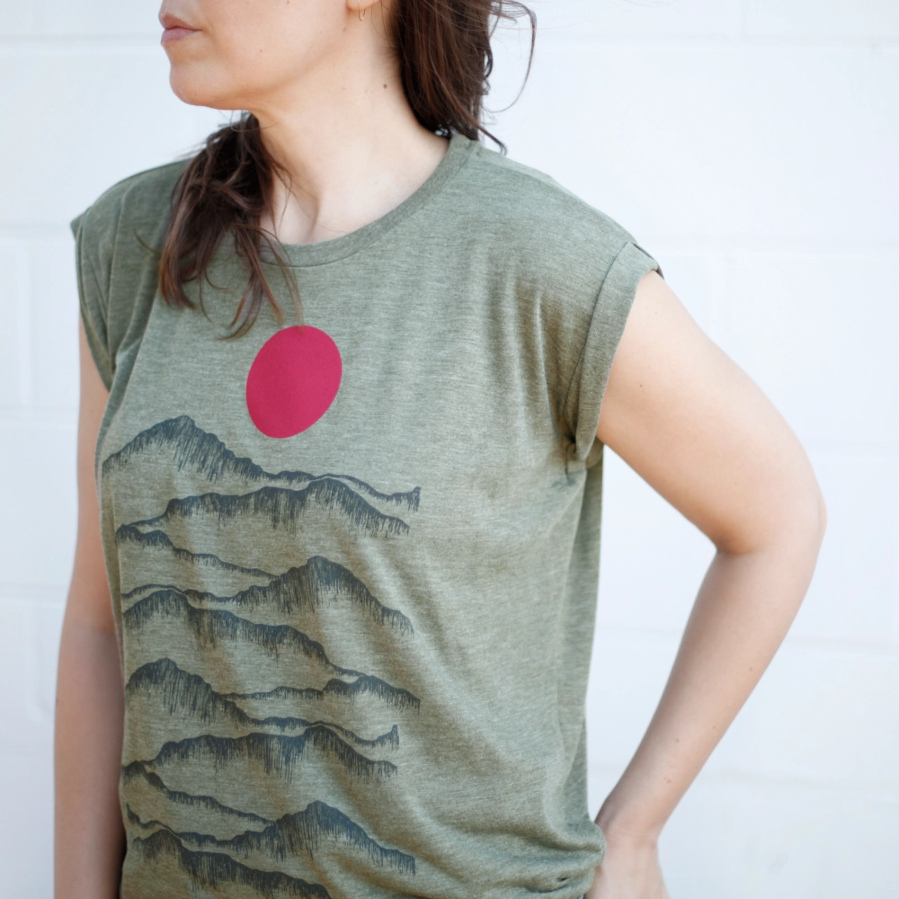 Mountain & Sun Muscle T-Shirt