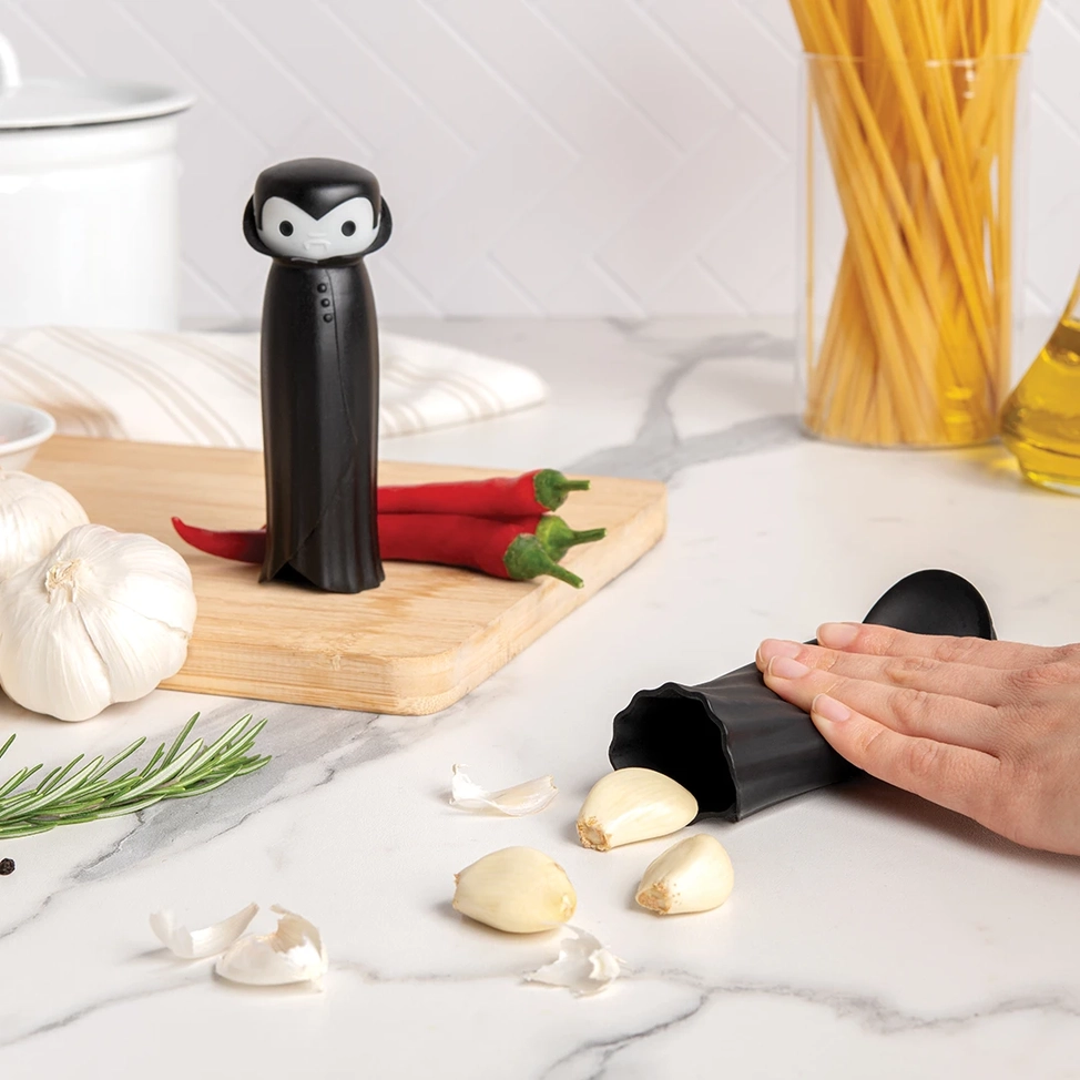 Drac N' Roll Garlic Clove Peeler