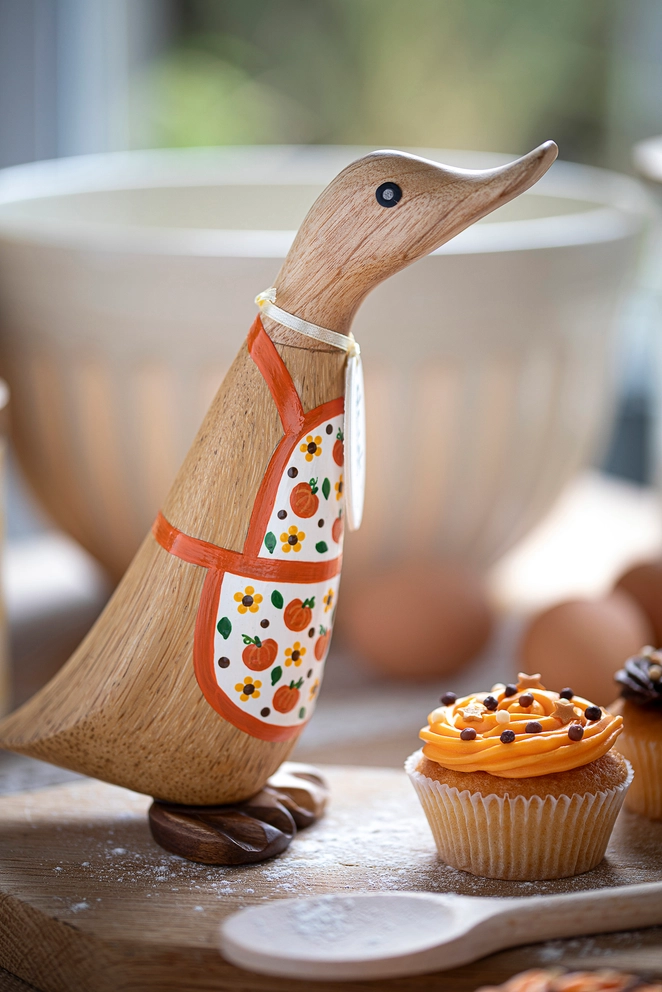 Pumpkin Baker Wooden Duck