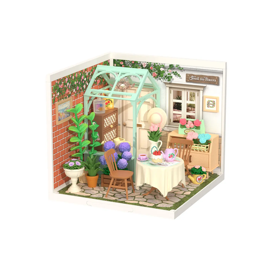 DIY Miniature House Kit: Blooming Tea Garden