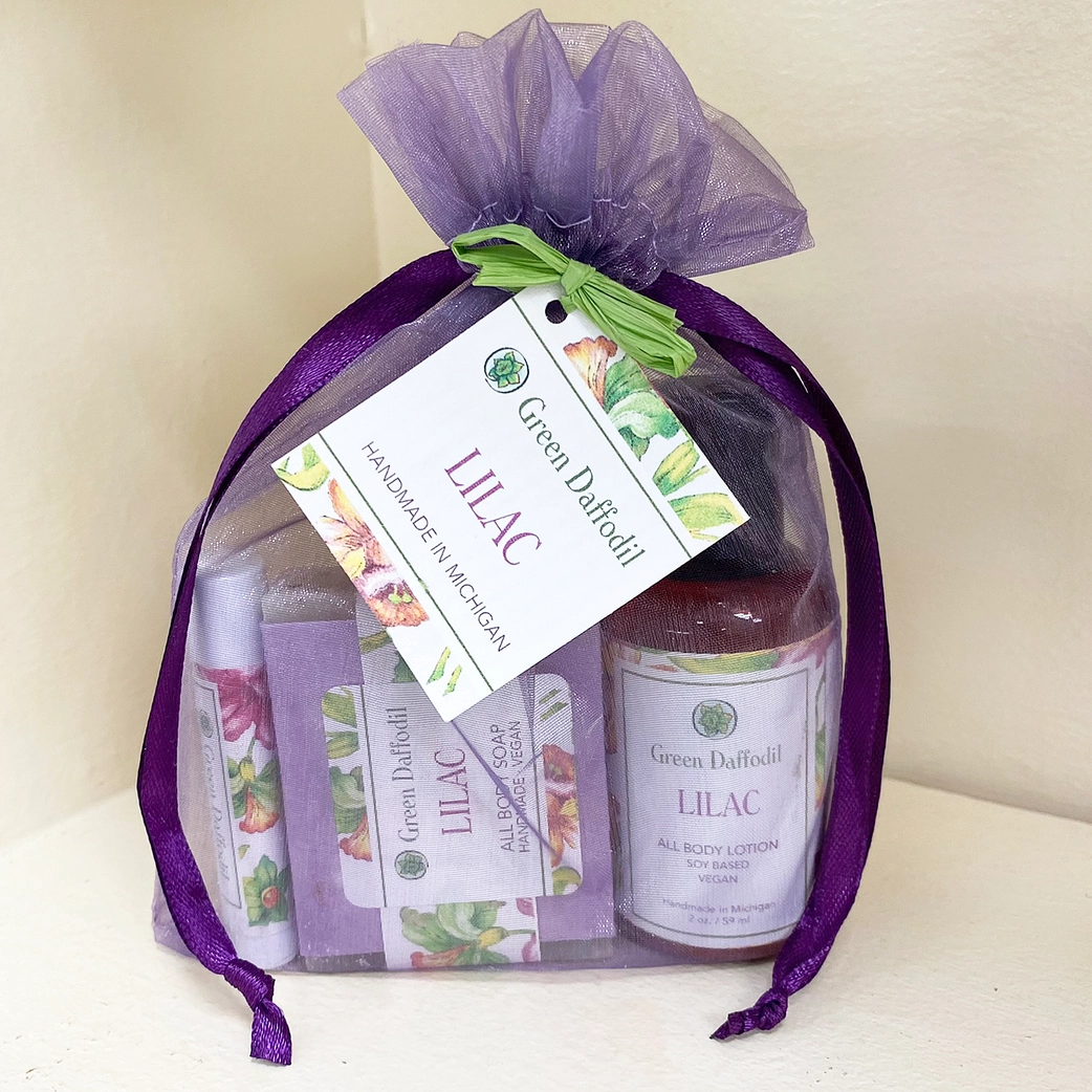 Lilac Gift Bag Set