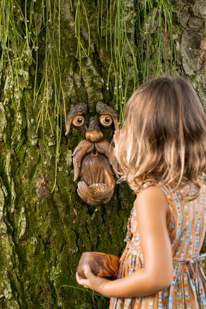 Tree Face Tree Decor