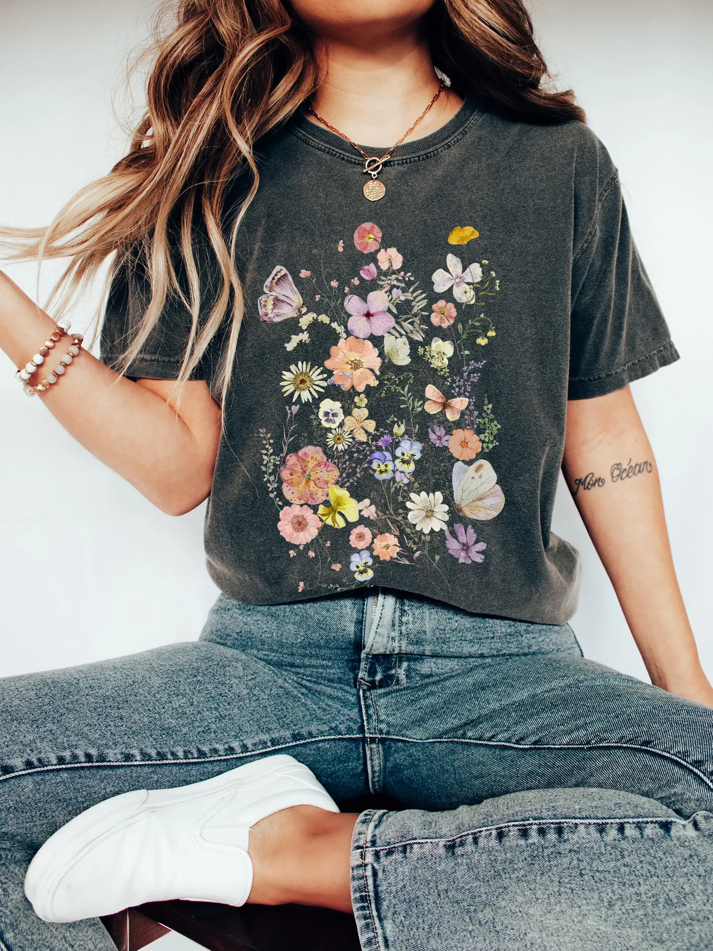 Chic Wildflowers Vintage T-Shirt