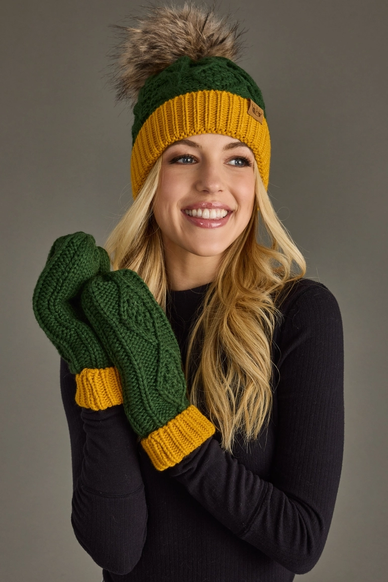 Green & Gold Trim Cable Hat